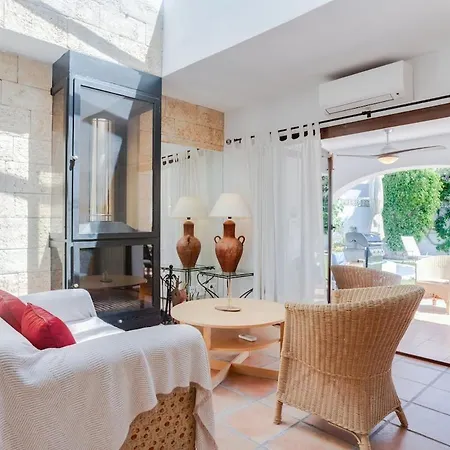 Apartment Elegante De