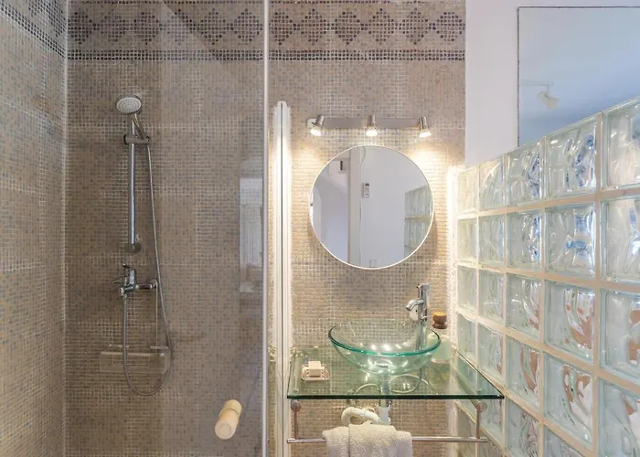 Apartment Elegante De *